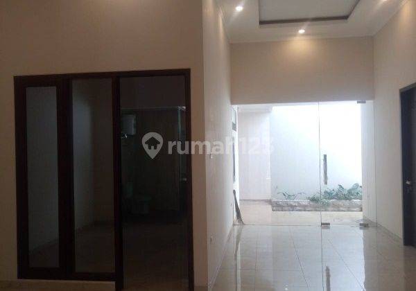 Rumah Bagus 3 kamar di Araya Malang GMK00960 2