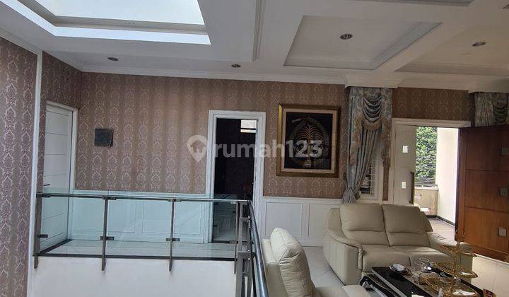 Dijual Rumah Mewah di Kemanggisan Berlokasi Strategis 2