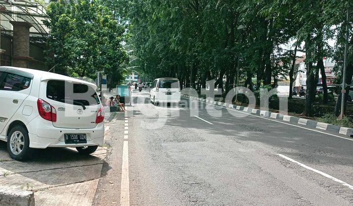 RUMAH MEWAH KLASIK MEDITERANIA SIAP HUNI KELAPA GADING 2