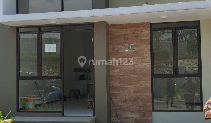 Rumah baru for rent di kota baru parahyangan 1