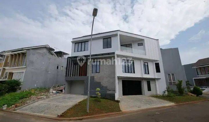 Rumah 3lantai furnished siap huni, elegan house, terawat bagus dan nyaman di Modernland 1