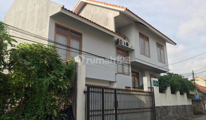 Rumah Baru Posisi Hoek Radio Dalam Belakang Grand Lucky dekat Gandaria, Pondok Indah Kebayoran Baru Jakarta Selatan 1