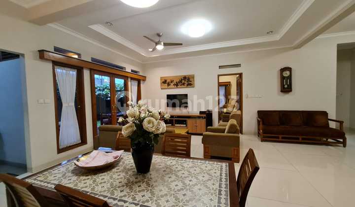 Luxurious 2-Story House Near Slamet Riyadi Street, Solo 1