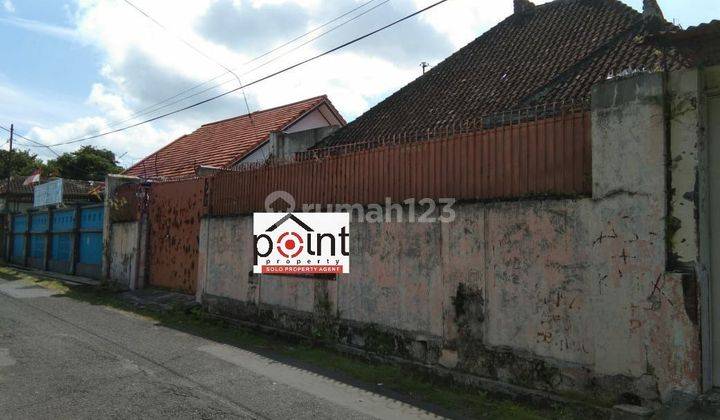 Rumah Lama Tengah Kota Solo 1