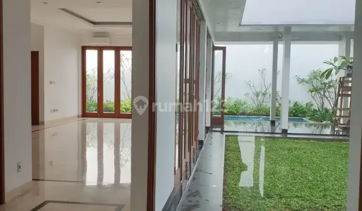 Dijual Rumah Bagus 2lt di Pondok Indah Jakarta Selatan 2