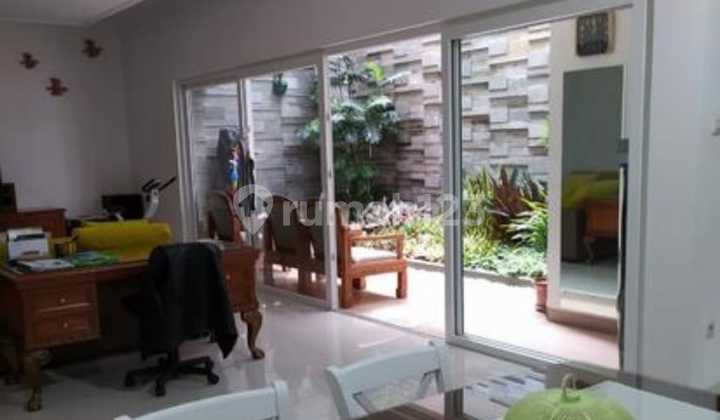 Rumah 2 Lantai Minimalis Setraduta 2