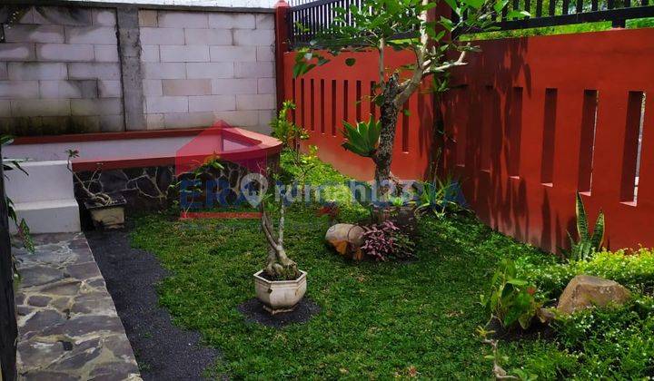 Rumah Villa Perabot Lengkap, Ada Kolam Renang Kecil, 5 Menit Dari Museum Angkut, View Cantik 2