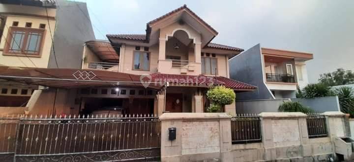 JUAL RUMAH MEWAH PONDOK KELAPA 1