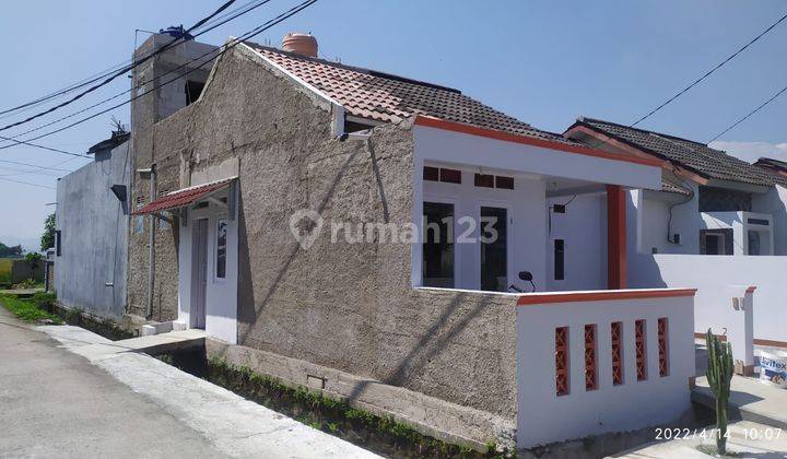 Rumah bagus minimalis siap huni di Rancaekek perumahan Riscon 2