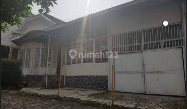 Dijual Rumah Belanda Semi Herritage di Dago 2