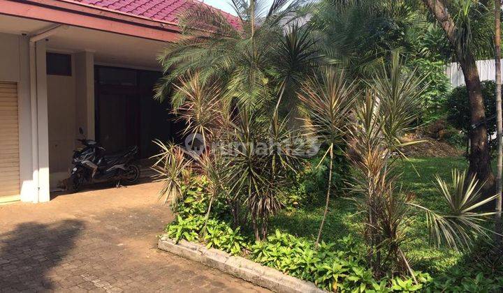 Rumah dgn Private Pool di Patra Kuningan, Jakarta Selatan
 2