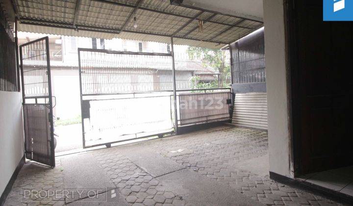  Bawa Hoki. Fengshui Bagus 1,5 lantai di Taman Holis bisa tinggal dan usaha. Jarang ada! 2