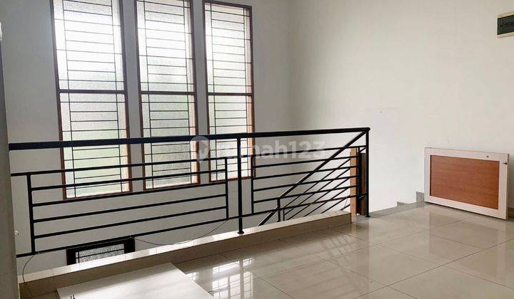 Rumah Mekar Wangi Luas 215 Meter Taman Belakang Harga 4 Milyar 1