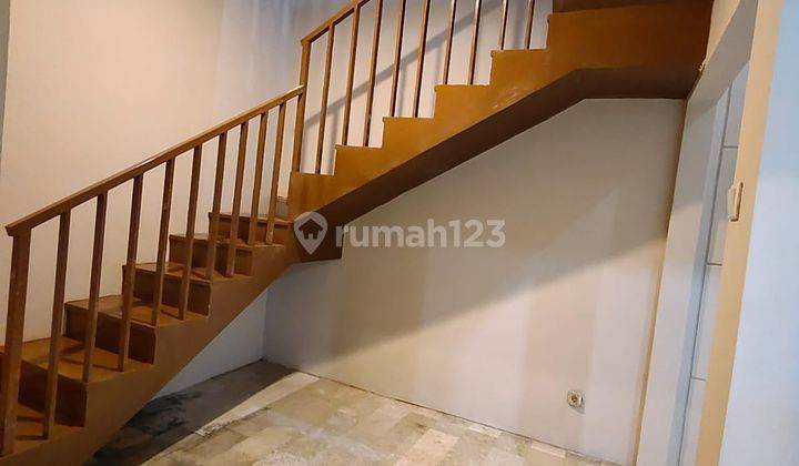 Dijual Rumah cantik siap huni di bintaro  2