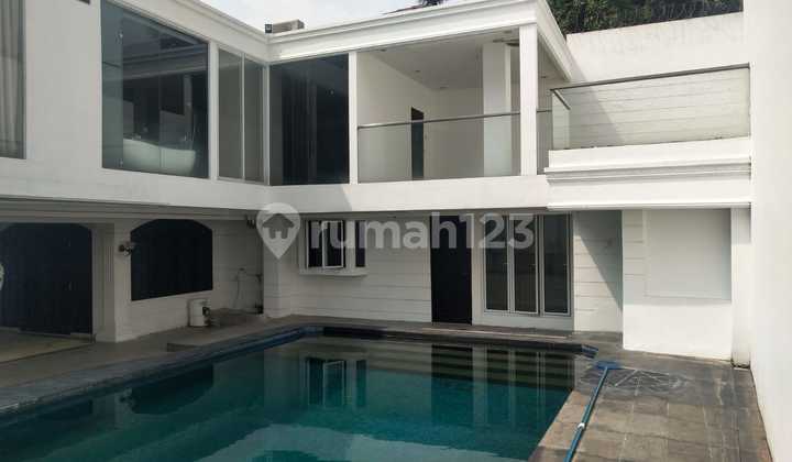 FOR SALE: HOUSE (With Swimming Pool) ON HJ NAMIN STREET, CIPETE, KEBAYORAN BARU, SOUTH JAKARTA
