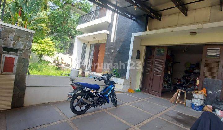 Di Jual Rumah Cantik Siap Huni di Harapan Indah Bekasi 2