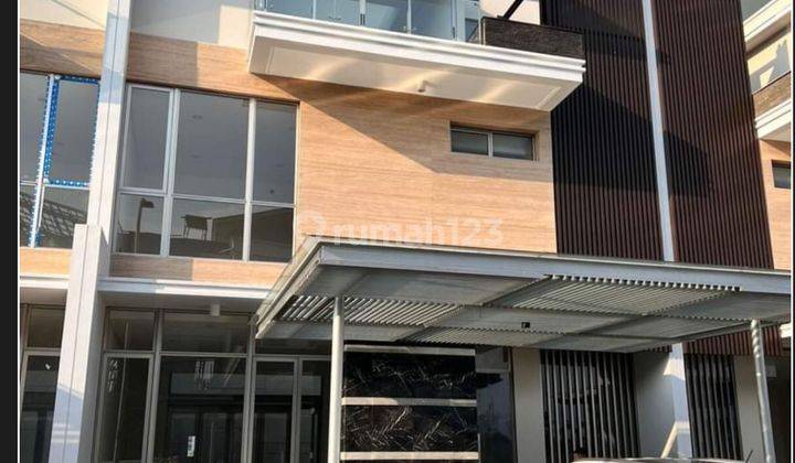 Rumah Cantik Harga Menarik Baru Aman Nyaman Asri Strategis Pik Golf Jakarta  1