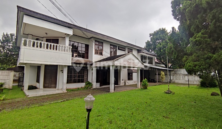 Taman Kencana House near Jl Raya Pajajaran and Jagorawi Toll Road. 2