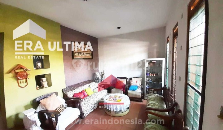 Rumah Menawan Lingkungan Aman dan Asri di Dago