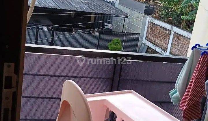 Rumah dalam komplek perumahan Billymoon di Pondok Kelapa, Jaktim 2