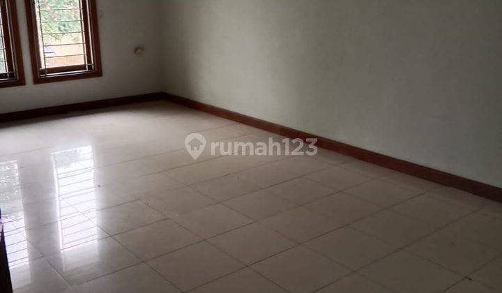 Rumah 2 Lantai, Siap Huni Dijual di Puri Media Jakarta Barat 2