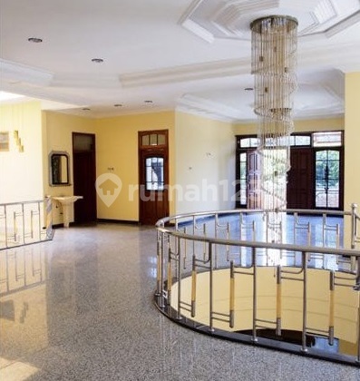 Dijual rumah mewah manyar kertoarjo nego sampai deal Dijual rumah mewah manyar kertoarjo nego sampai deal