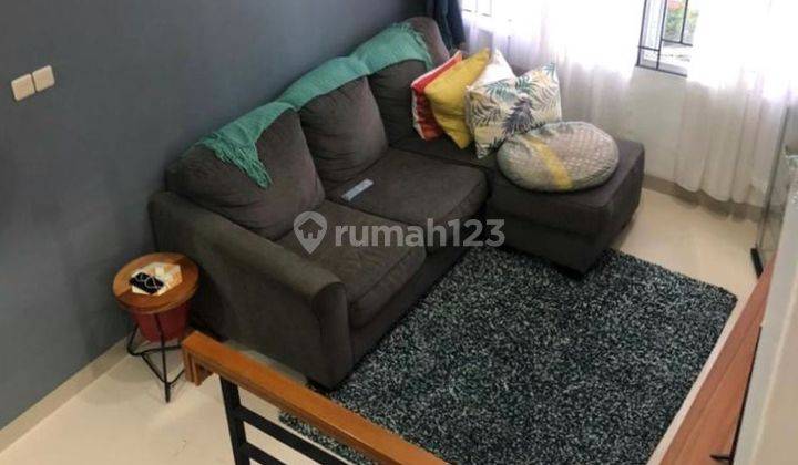 Turun Harga! Rumah Estetik di Bintaro dekat Stasiun, Furnished!  2