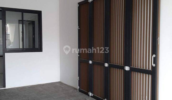 Rumah Baru Modern Minimalis Pondok Tjandra, Waru, Sidoarjo 2