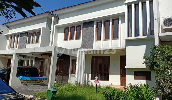 2-Story House in Terusan Komplek Rspp Cilandak, South Jakarta 2