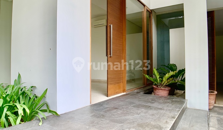 Stand Alone House 4 Bedrooms With Private Swimming Pool Ajh04045