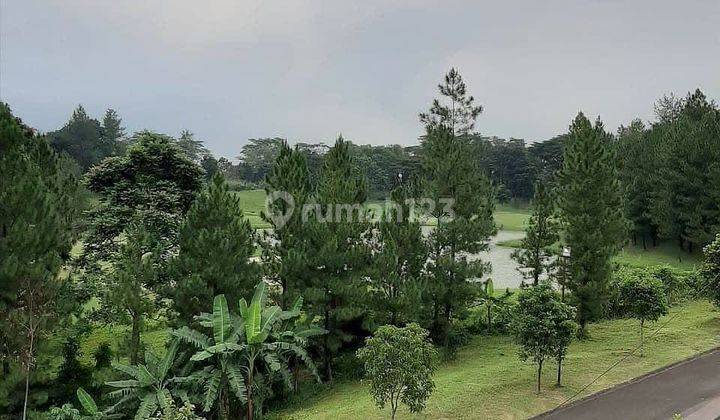 Rumah Depan Danau Golf 1