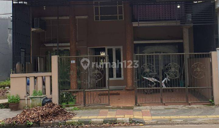 Jual cepat rumah pinggir jalan  semifurnish di kencana loka raya luas 160  1