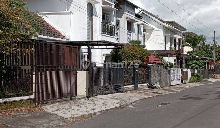 Rumah 2 Lantai Minimalis Di Ngaglik Sleman Yogyakarta 2