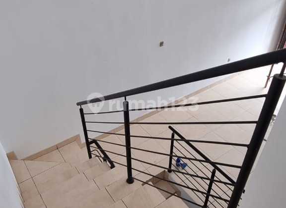 Minimalist Rental House in Taman Aries, Neat Condition