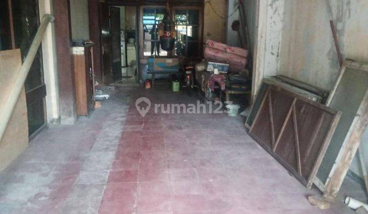 Rumah Strategis Dekat Jalan Tol 2,5 Lantai Di Grogol Jakarta Barat 2