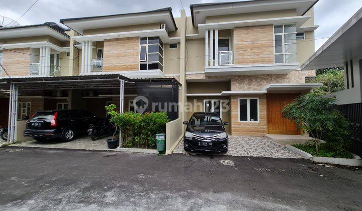 Rumah cantik minimalis tengah kota 1