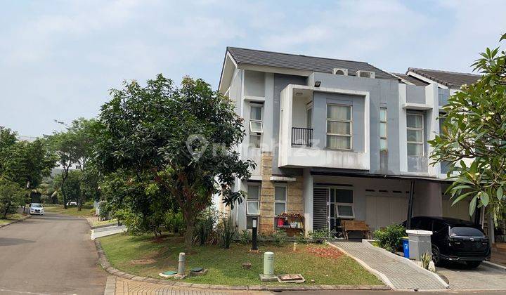 Rumah Hook Taman Luas di Gading Serpong  2