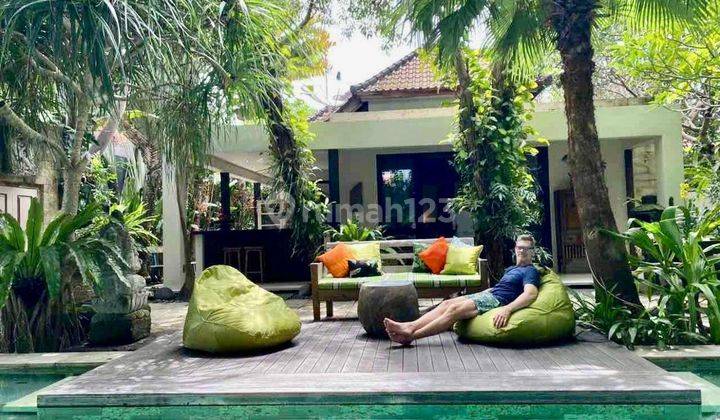 Villa DK Taman Sari Kerobokan Kuta Utara Badung Bali 1