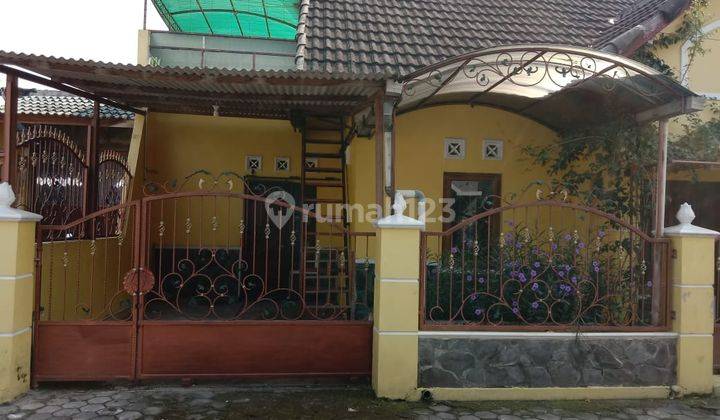 Rumah Di Jual Jogja ada Kolam Renang di Godean Sleman Yogyakarta  1