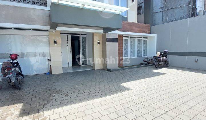 Turun Harga Rumah Baru Mainroad Ciumbuleuit Pusat Kota Bandung 1