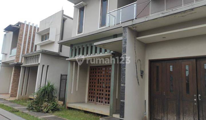 Di Jual Cepat Rumah Lahan Luas di Jatiasih Bekasi 2