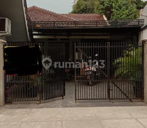 Rumah Pinggir Jl Di Jl Jombang Raya, Pondok Aren Tangerang Selatan Rumah Pinggir Jl Di Jl Jombang Raya, Pondok Aren Tangerang Selatan