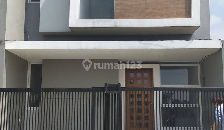 DI JUAL RUMAH SIAP HUNI DI KARANG TENGAH 1