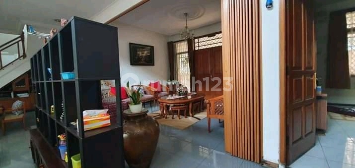 Rmh Luas, bisa Utk Kost2an di Tubagus Ismail 2