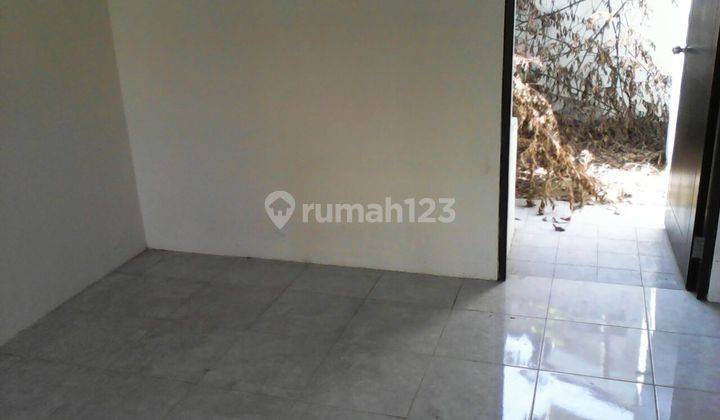 Rumah Siap huni & Rapiiiii di kawasan GRAND DUTA - TANGERANG , dikembangkan oleh developer terbesar di area kota Tangerang 2