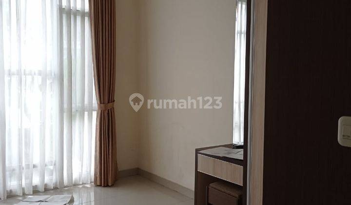 DIJUAL! RUMAH CLUSTER ELLITE GREEN LAKE UK 6×18 SEMIFURNISHED 2