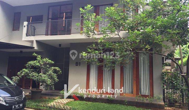 Townhouse mewah unit pojokan area  Fatmawati dekat MRT. 1