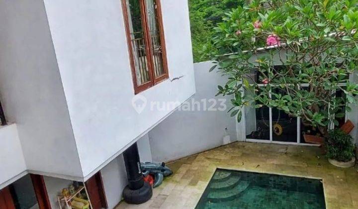 Rumah Bagus Dengan Kolam Renang Di Bintaro Jaya Sektor 9 1