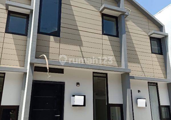 Rumah baru murah di Kompleks Araya Malang GMK00965 2