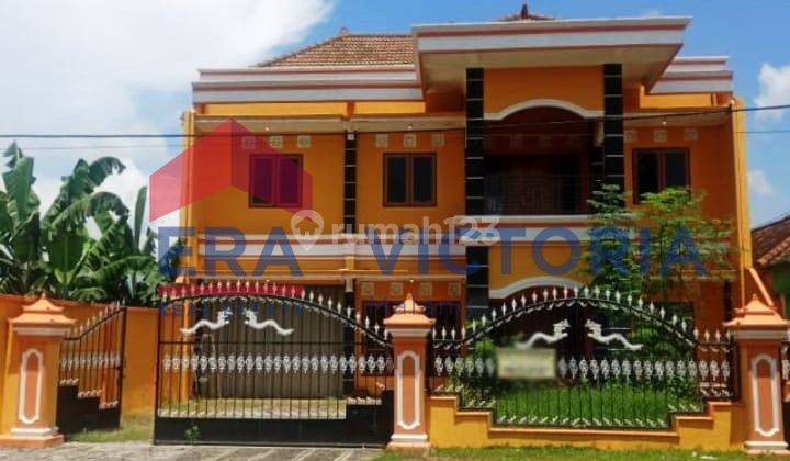 Paling murah Dijual rumah cantik. Raya Kediri - Mojo Dengan 7 Kamar Tidur, Dekat Pasar Mondo 1